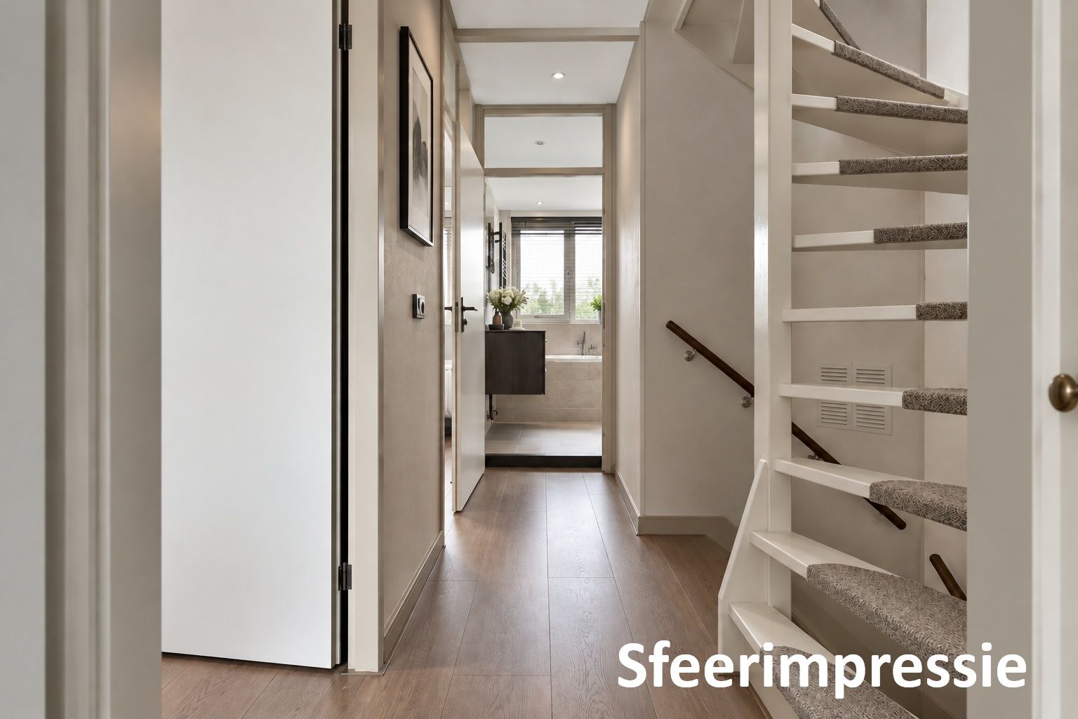 Photo 33 of Abraham Rademakerstraat 17