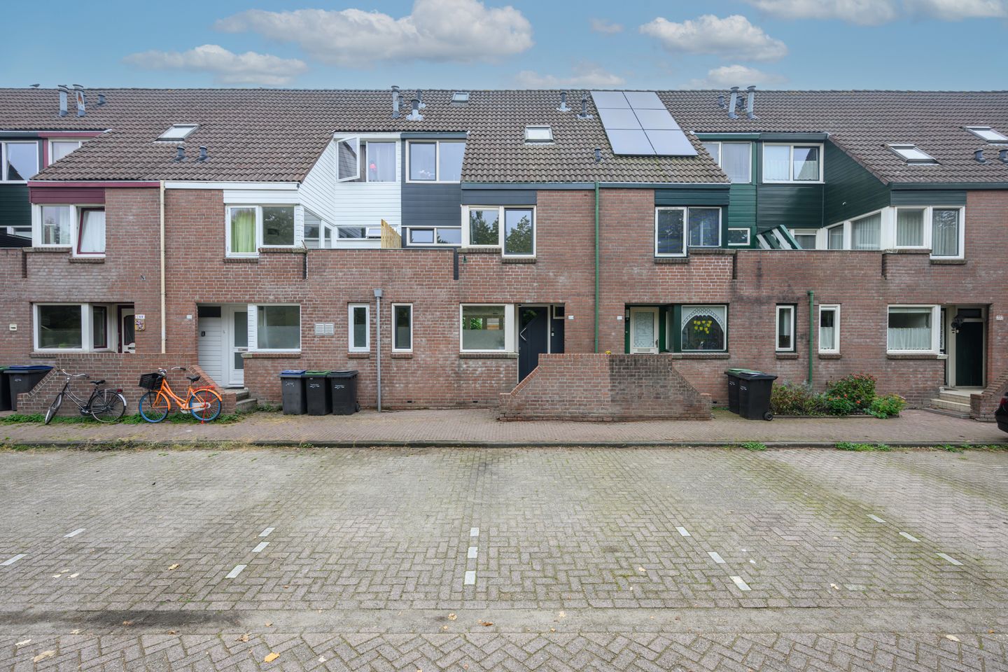 Foto 1 van Middenhof 204