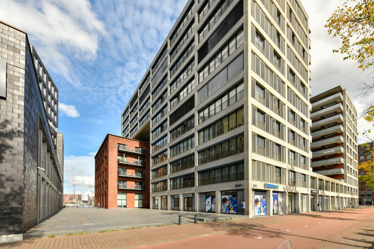 Photo 10 of Purperhoedenveem 32