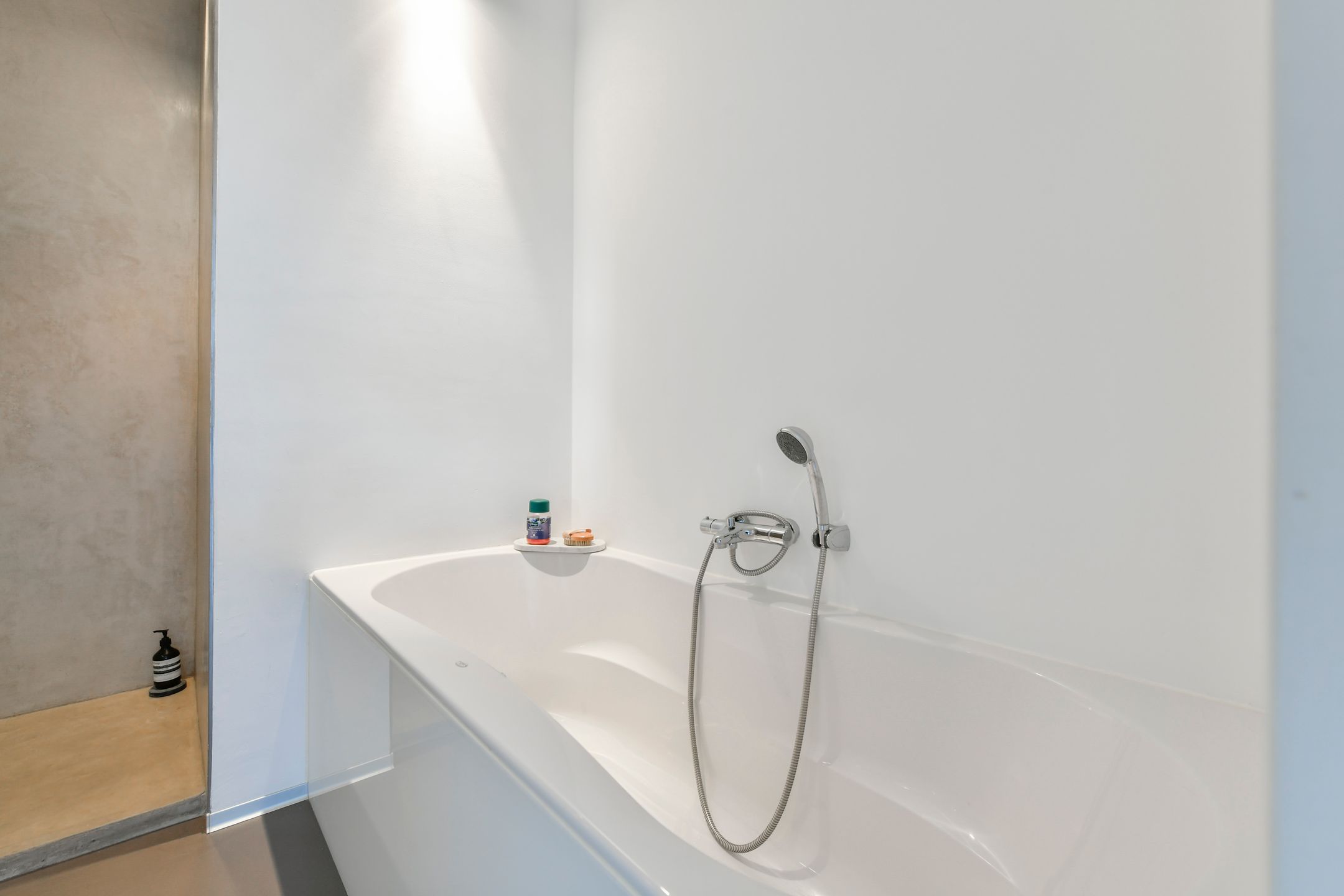 Photo 30 of Purperhoedenveem 32