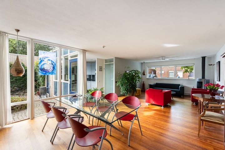Tussenwoning te koop: Lünenstraat 11, Zwolle