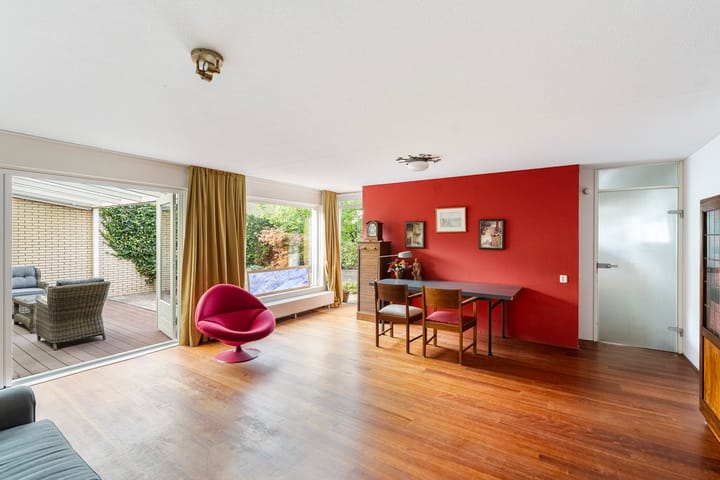 Tussenwoning te koop: Lünenstraat 11, Zwolle
