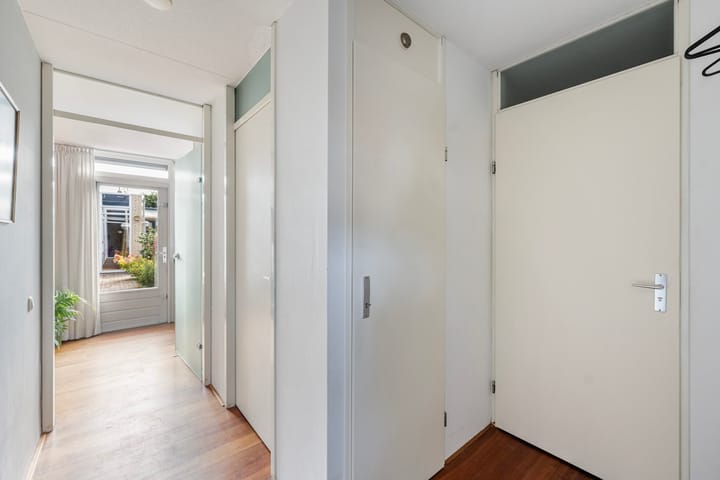 Tussenwoning te koop: Lünenstraat 11, Zwolle