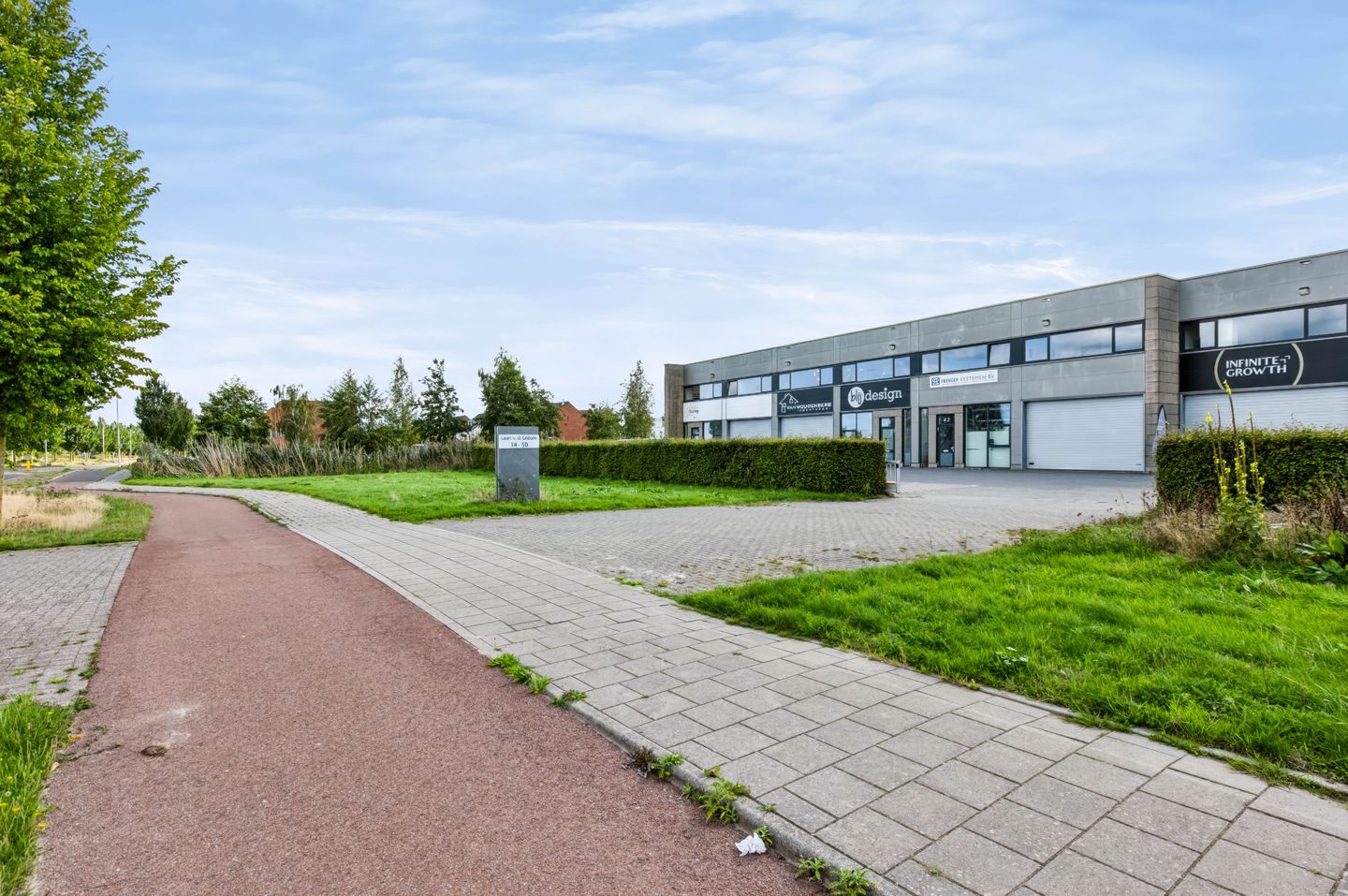 View photo 3 of Laan van de Leeuw 46