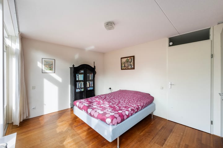 Tussenwoning te koop: Lünenstraat 11, Zwolle