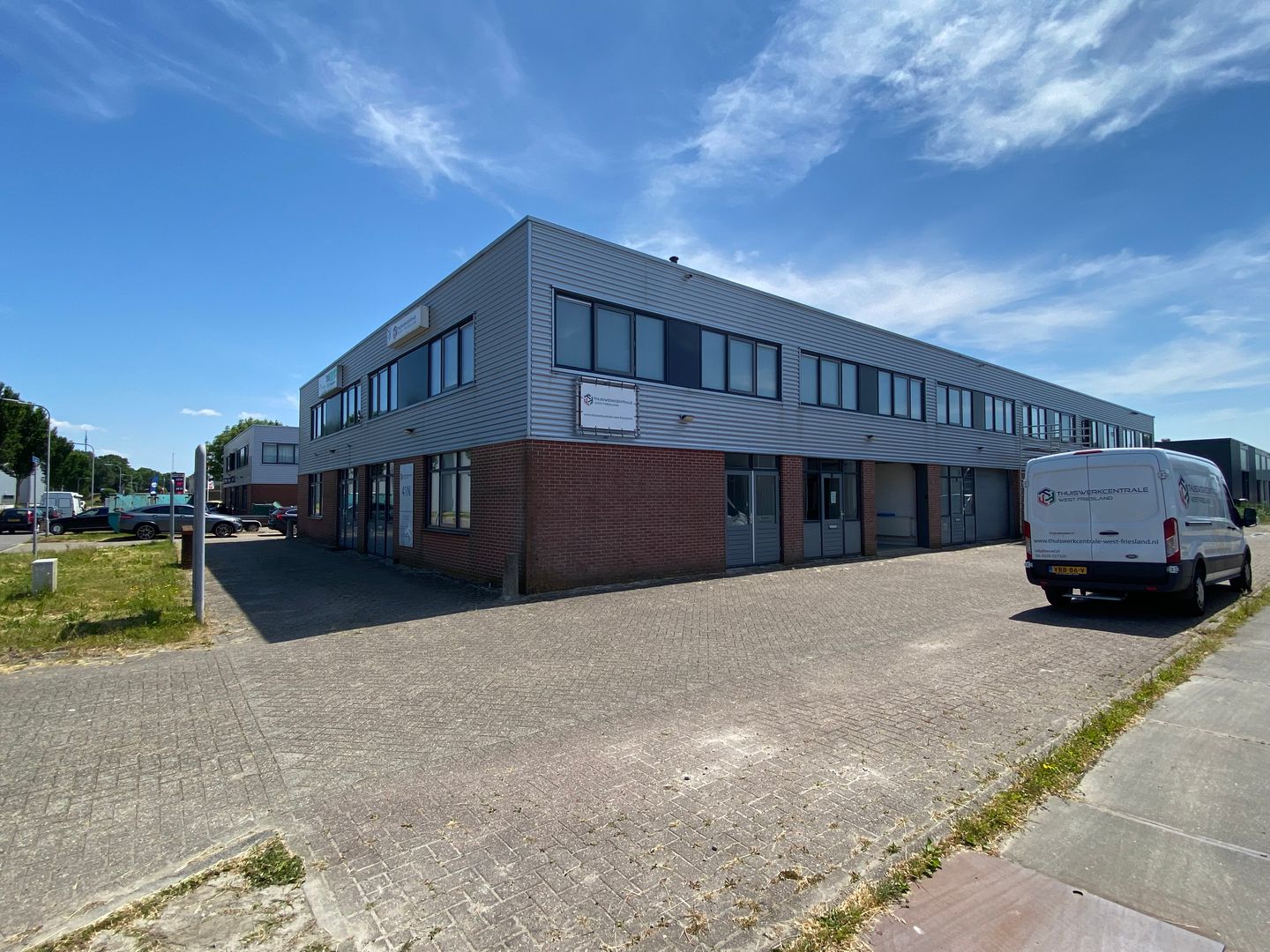 View photo 1 of De Dolfijn 41