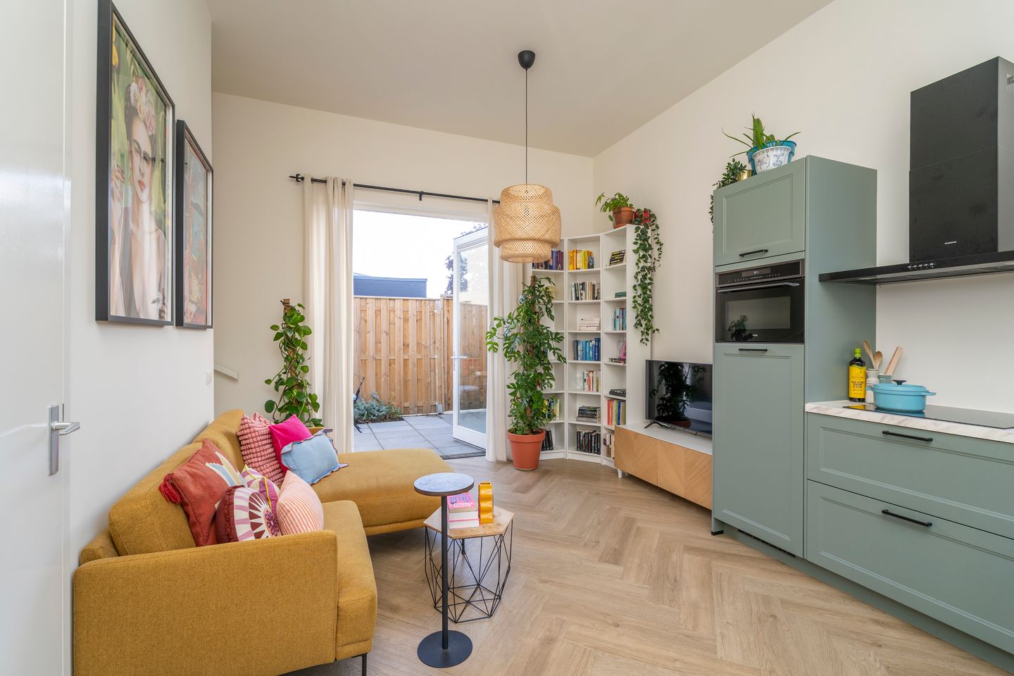 Photo 10 of Kardinaal Vaughanstraat 47