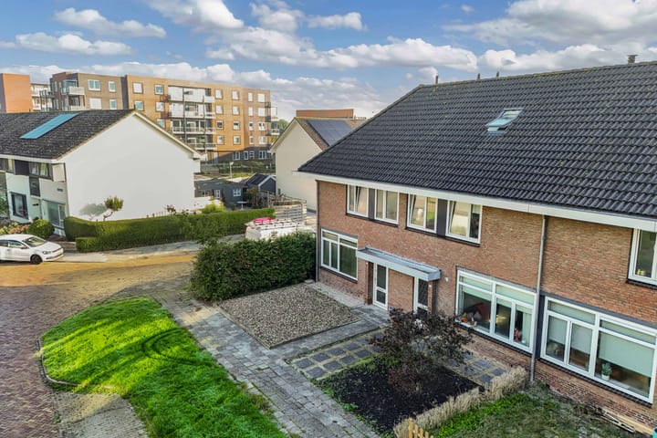 Tussenwoning te koop: Westhemstraat 13, Sneek