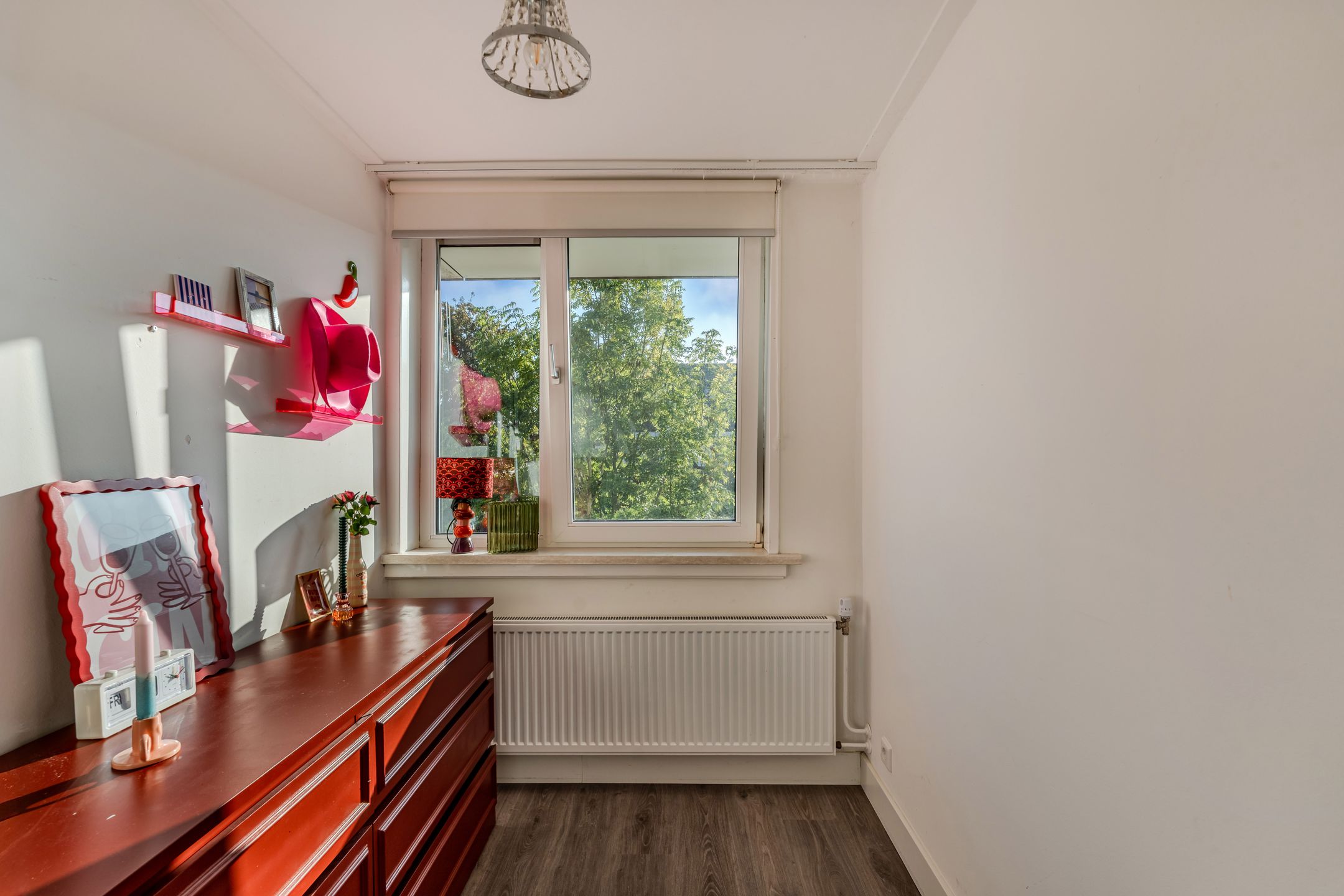 Photo 33 of Westhemstraat 13