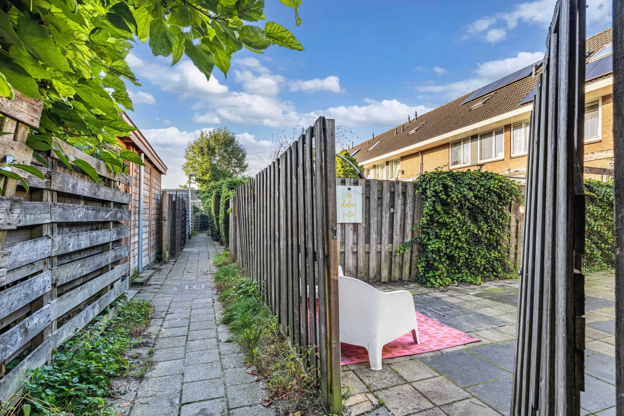 Photo 51 of Westhemstraat 13