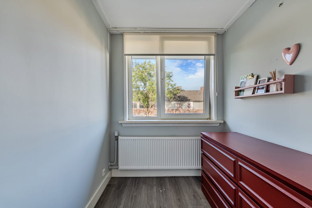 Photo 31 of Westhemstraat 13
