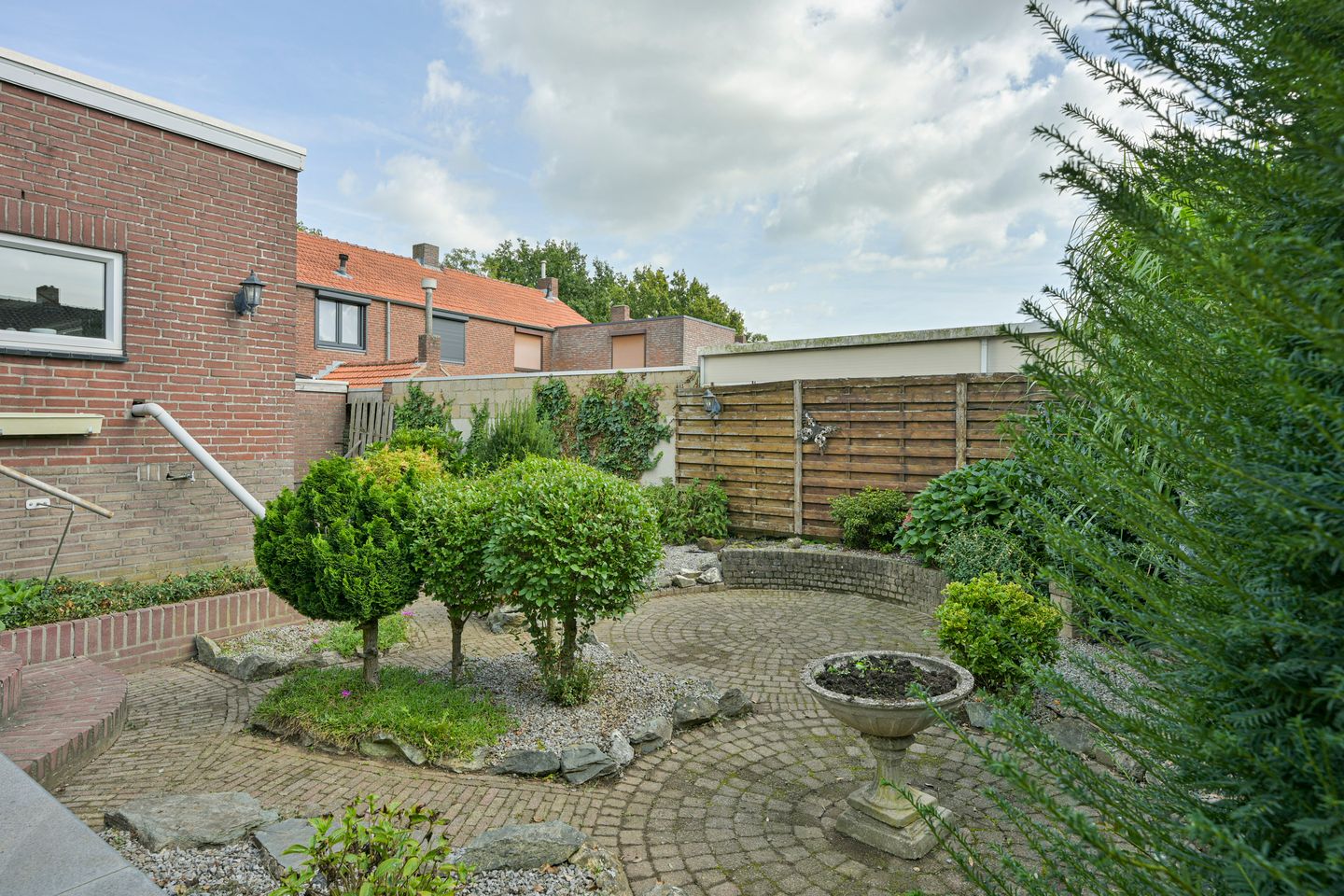 Photo 19 of Jan Petersstraat 18