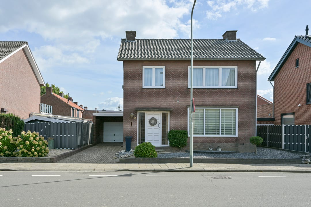 Photo 7 of Jan Petersstraat 18