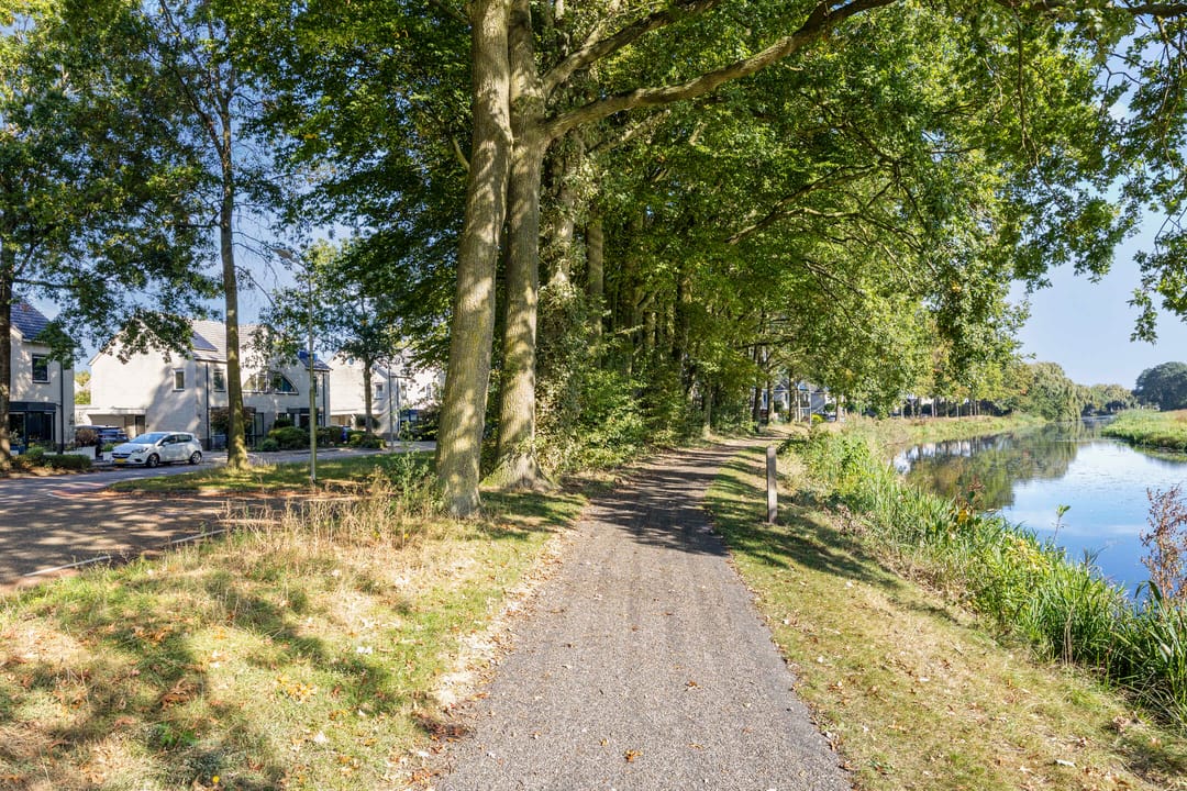 Photo 37 of Roeterskamp 27