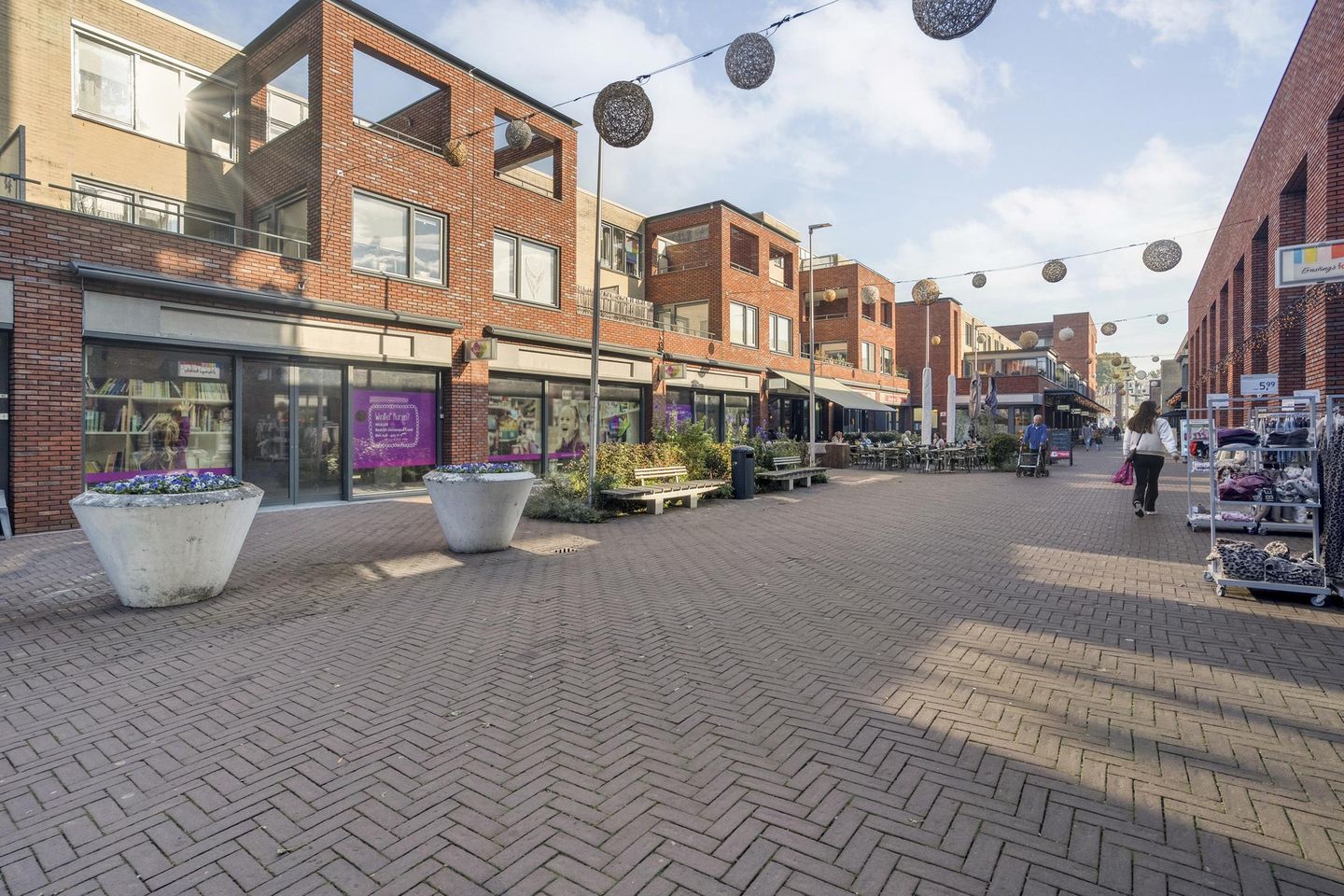 View photo 3 of Van der Capellenstraat 158