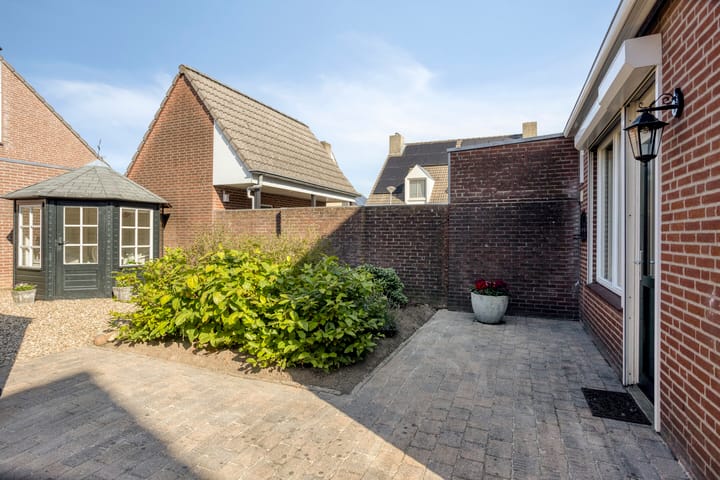 Twee-onder-één-kap te koop: Carmelietenstraat-west 21, Boxmeer
