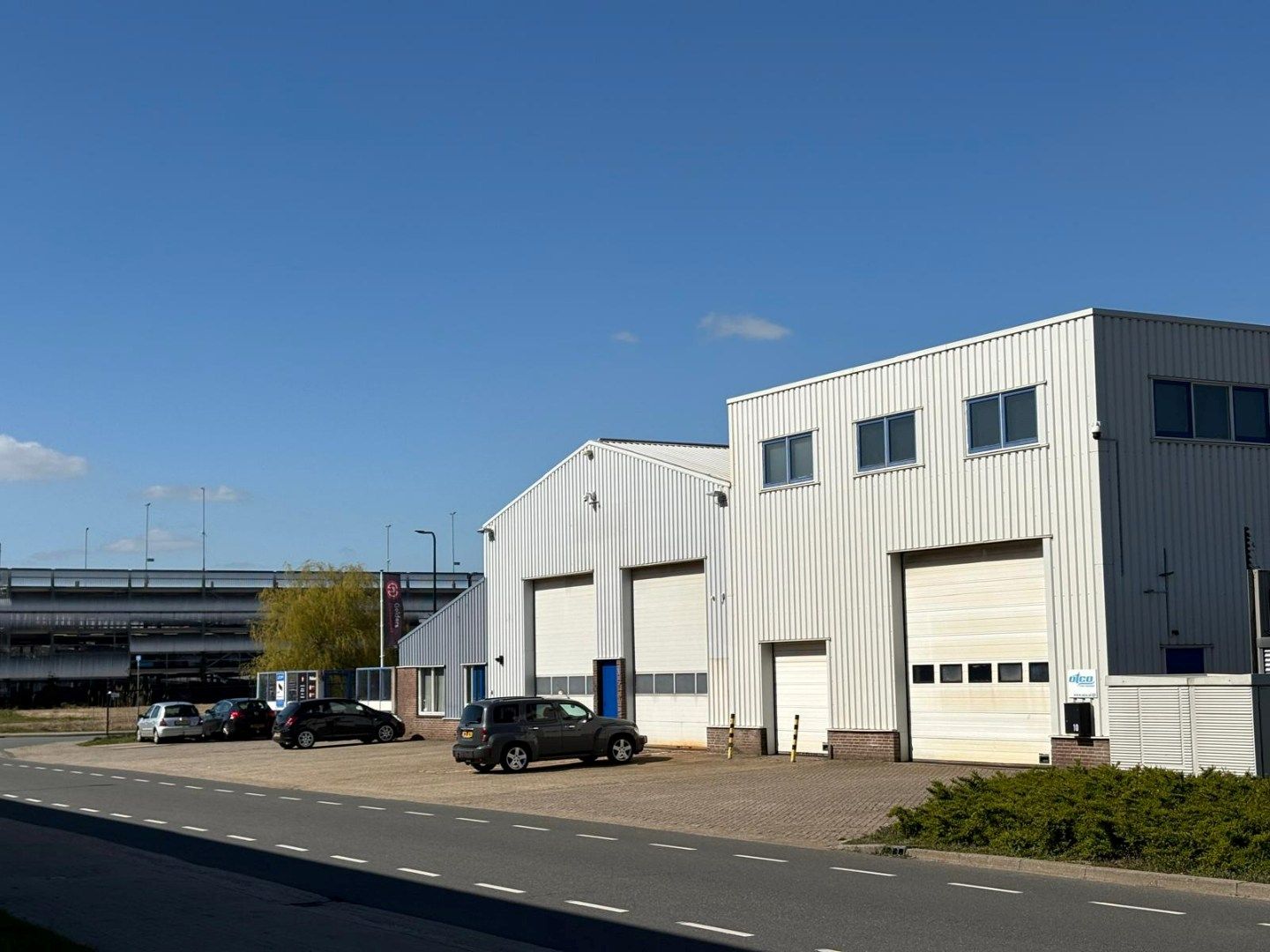 View photo 2 of Energieweg 10