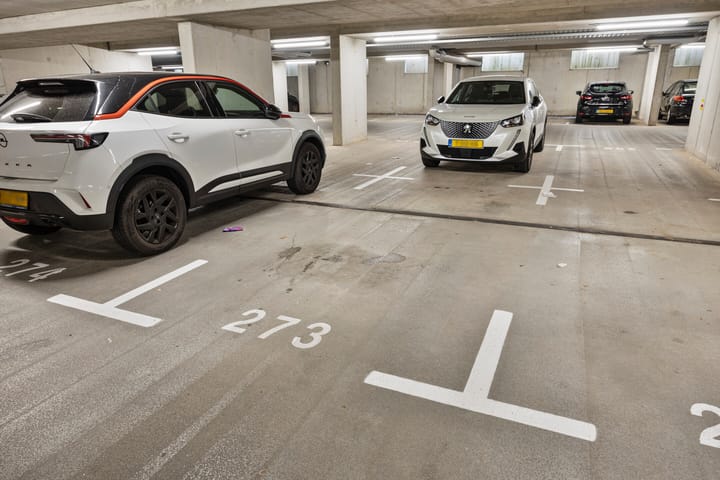 Appartement te koop: Professor de Moorplein 475, Tilburg