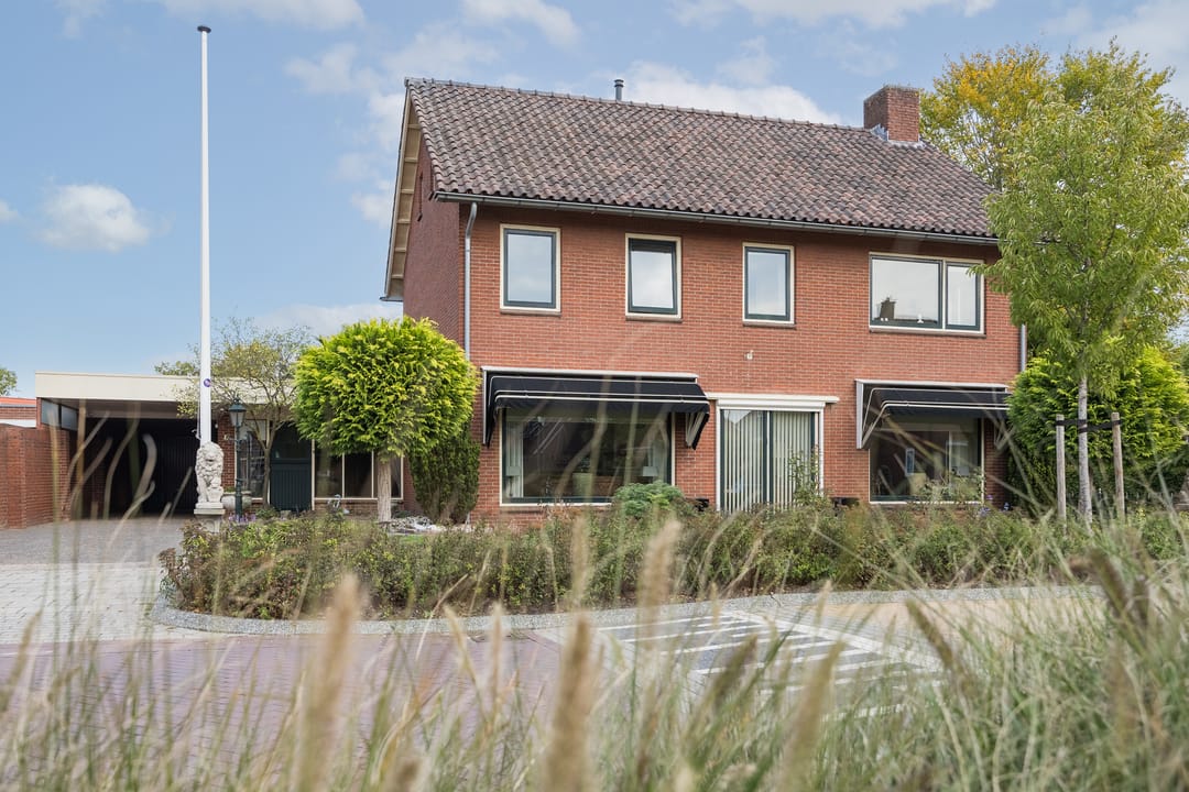 Photo 37 of Thijstraat 8