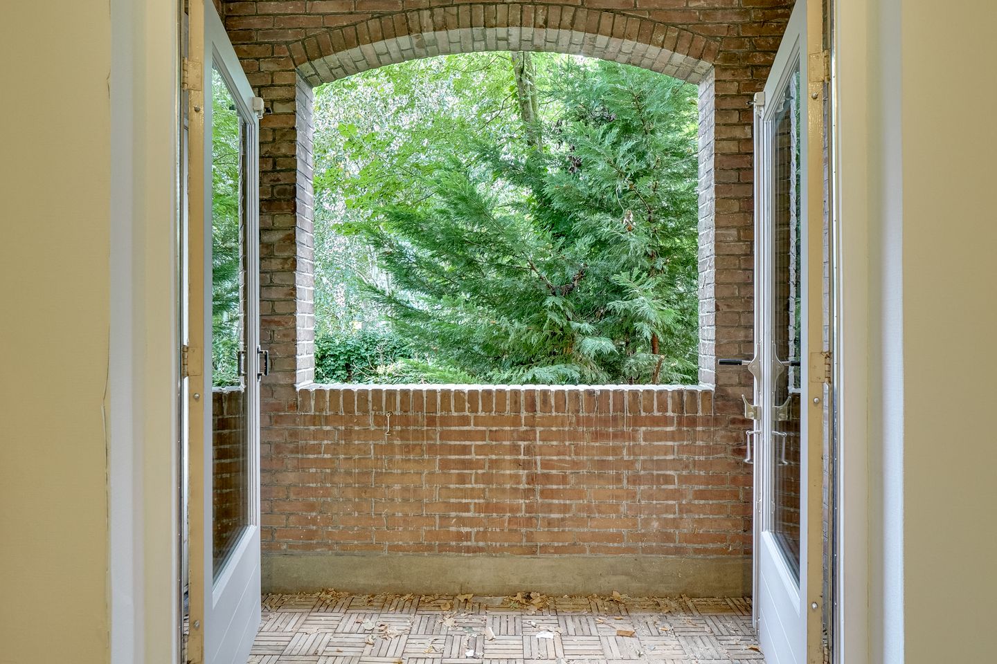 Photo 10 of Oudenoord 331