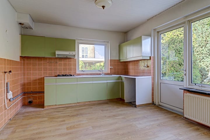 Twee-onder-één-kap te koop: Randweg 10, Elst (Ge)