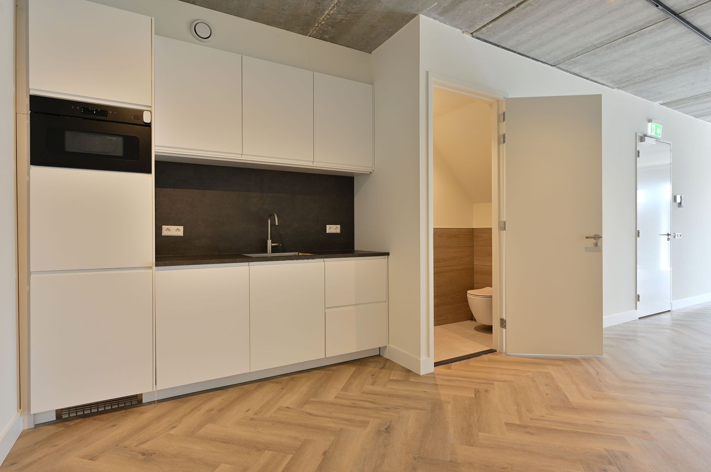 View photo 3 of Havenstraat 74-c