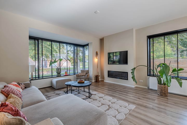 Vrijstaande woning te koop: Dr.Mulderstraat 9, Noordwolde (Fr)