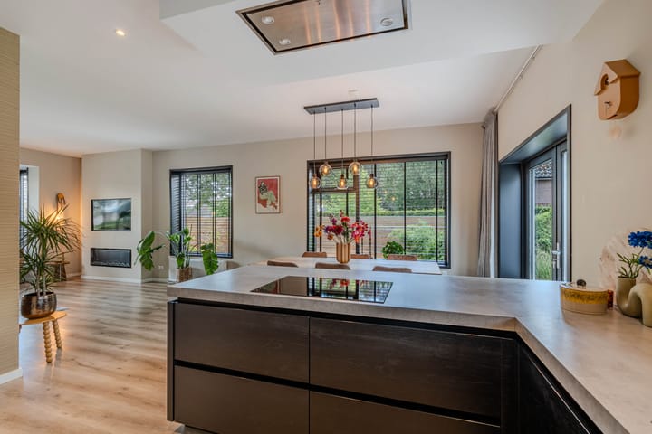 Vrijstaande woning te koop: Dr.Mulderstraat 9, Noordwolde (Fr)