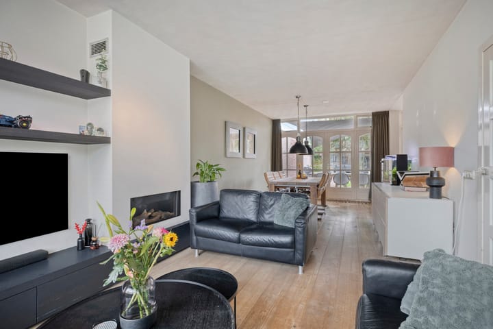 Tussenwoning te koop: Koningin Emmastraat 26, Kaatsheuvel