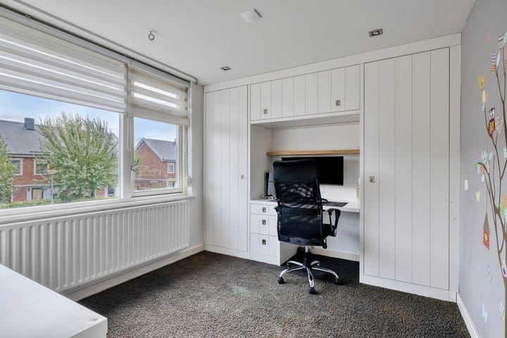 Tussenwoning te koop: Koningin Emmastraat 26, Kaatsheuvel
