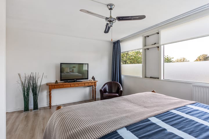 Tussenwoning te koop: Borggrevelanden 49, Enschede