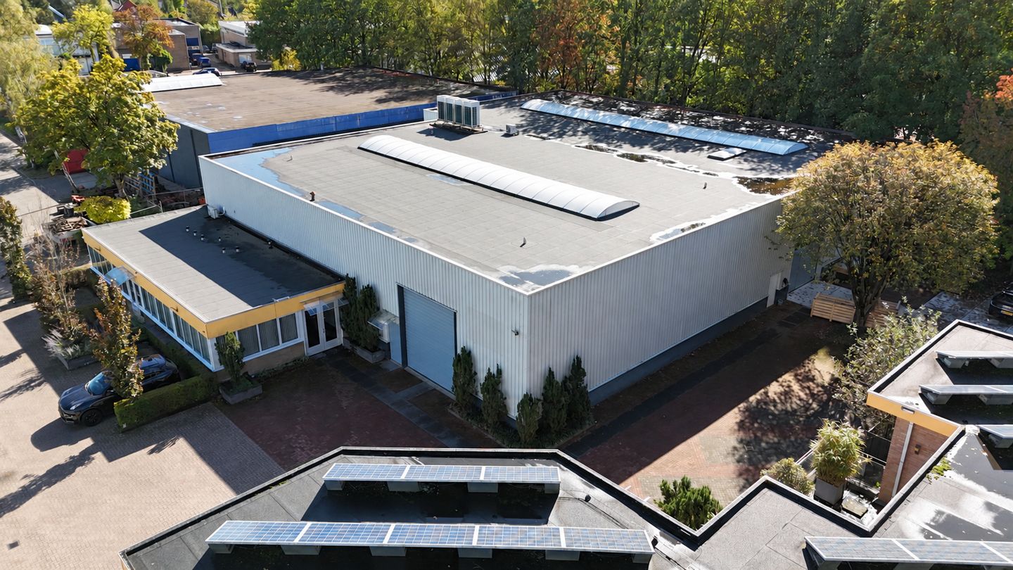 View photo 2 of Industrieweg 12-C