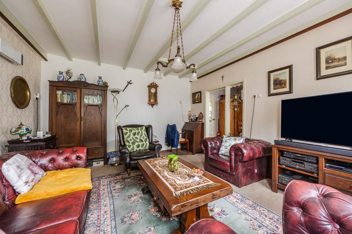 Vrijstaande woning te koop: Molendijk 50, Dinteloord