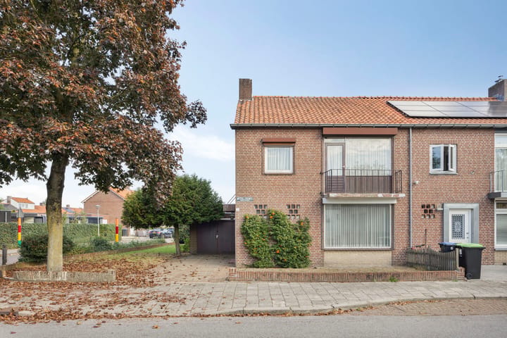 Hoekwoning te koop: Meerloseweg 12, Uden