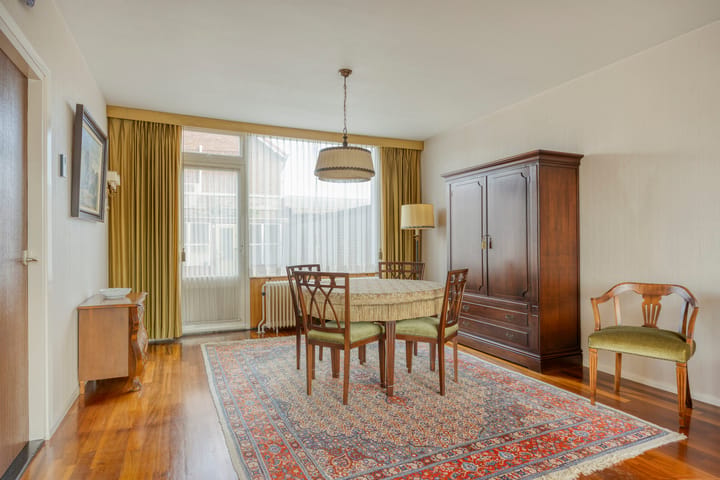 Hoekwoning te koop: Meerloseweg 12, Uden
