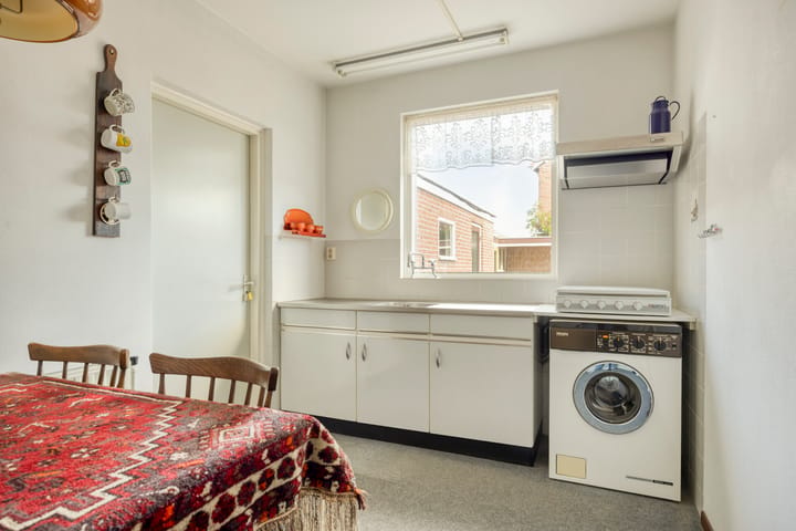 Hoekwoning te koop: Meerloseweg 12, Uden