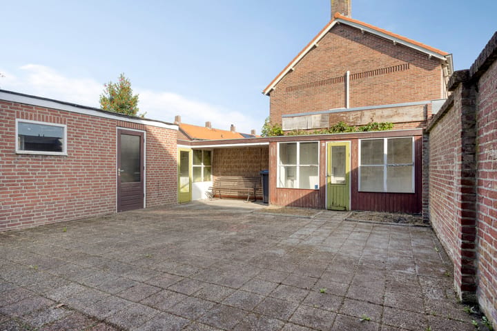 Hoekwoning te koop: Meerloseweg 12, Uden