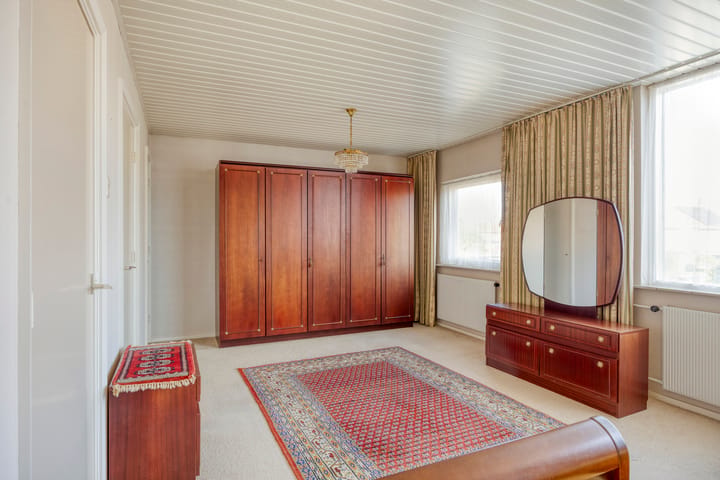 Hoekwoning te koop: Meerloseweg 12, Uden