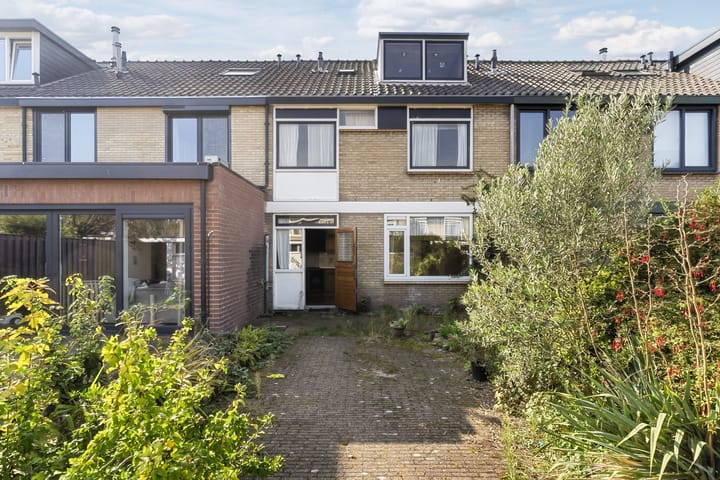 Tussenwoning te koop: Kolebossenlaan 7, Ijmuiden