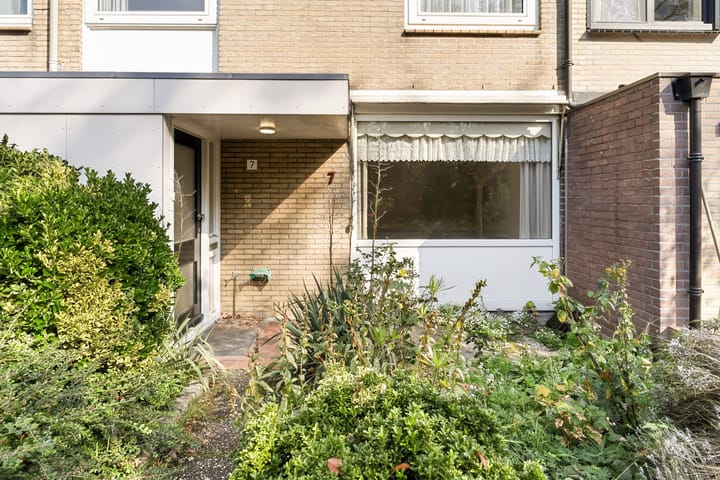 Tussenwoning te koop: Kolebossenlaan 7, Ijmuiden