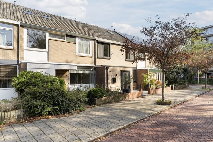 Tussenwoning te koop: Kolebossenlaan 7, Ijmuiden