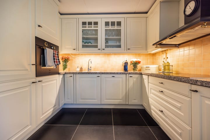 Tussenwoning te koop: Anthony Fokkersingel 86, 'S-Gravenhage