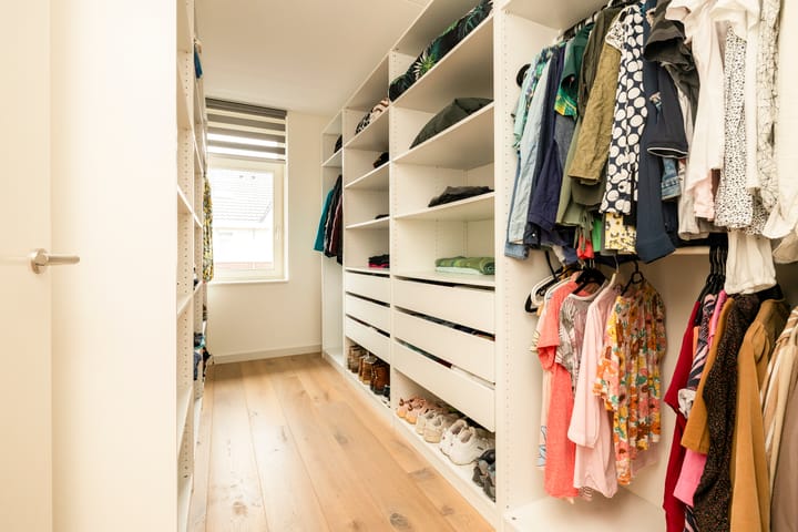 Tussenwoning te koop: Loo 25, Poeldijk