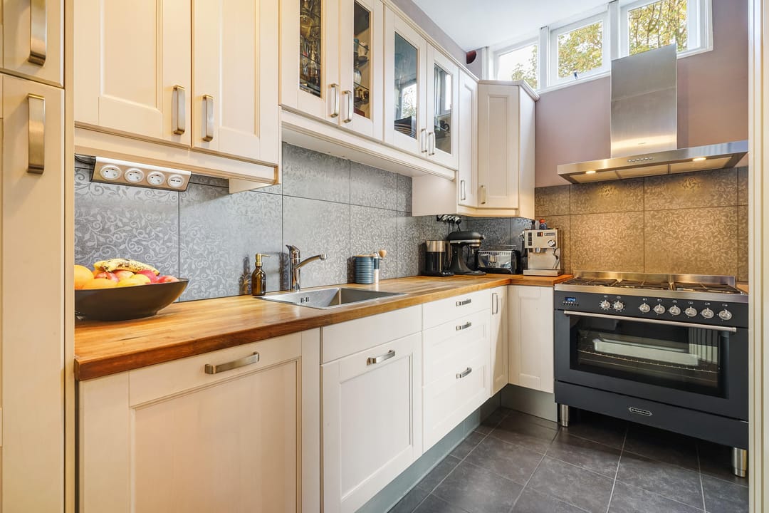Photo 11 of Van Kinsbergenstraat 59