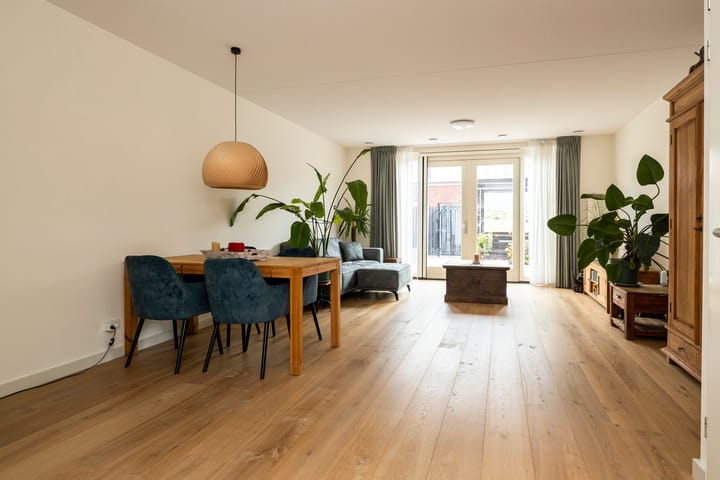 Tussenwoning te koop: Loo 25, Poeldijk