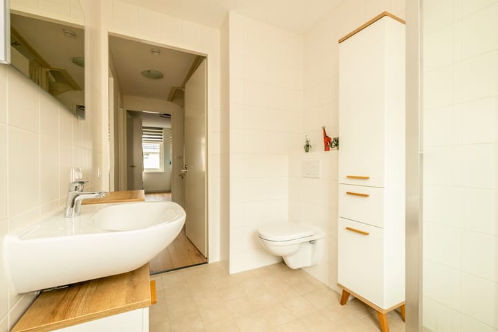 Tussenwoning te koop: Loo 25, Poeldijk