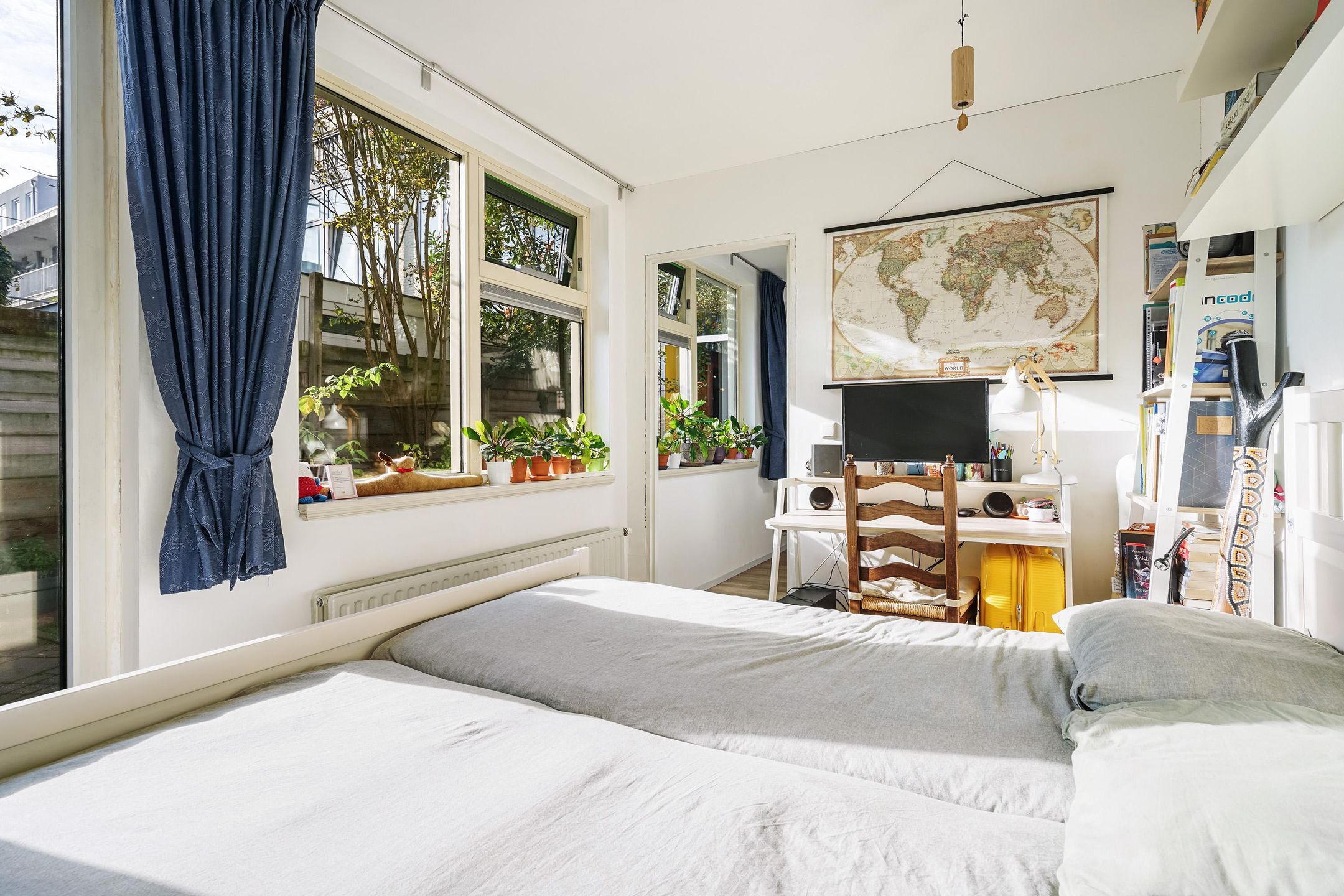 Photo 21 of Van Kinsbergenstraat 59