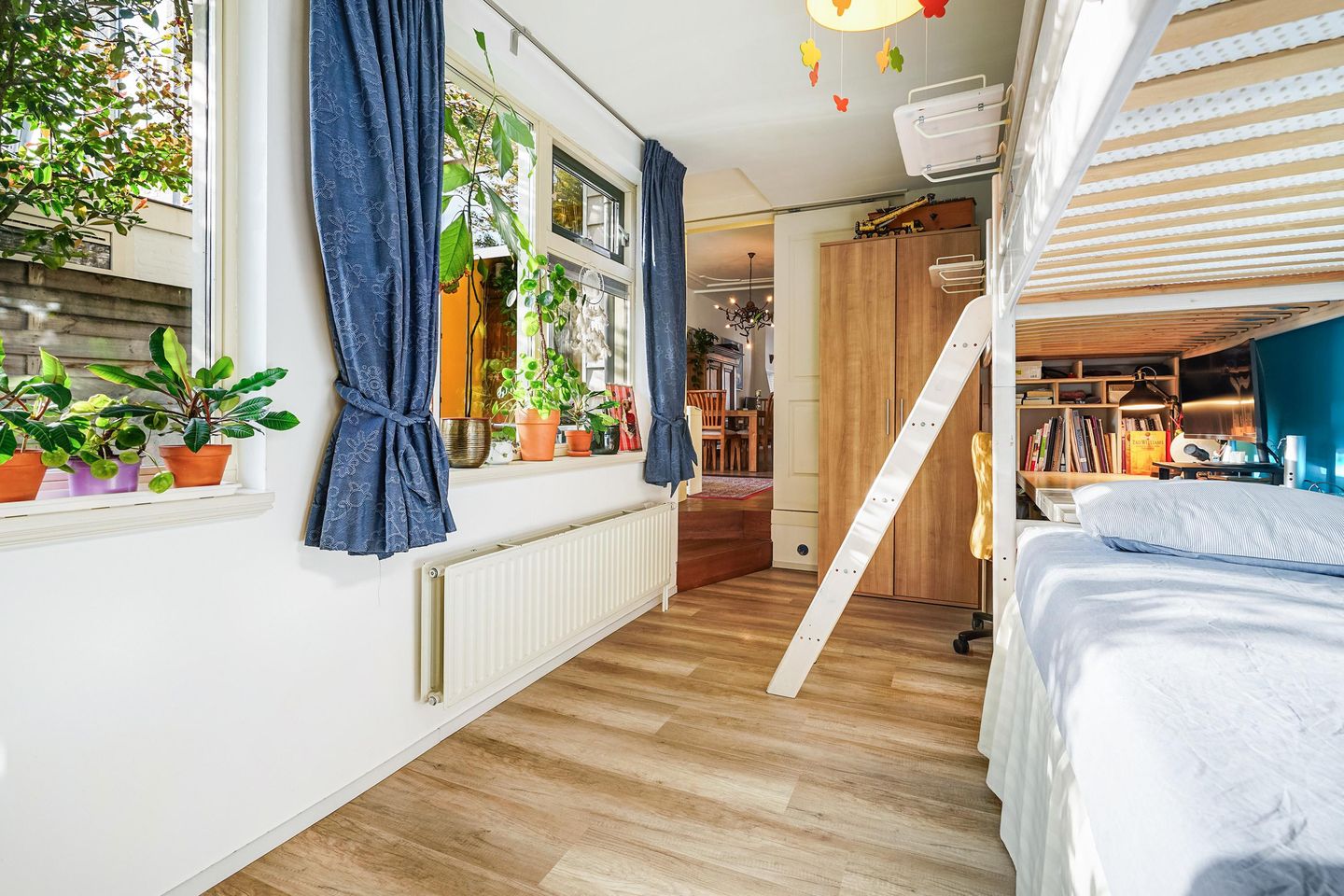 Photo 20 of Van Kinsbergenstraat 59
