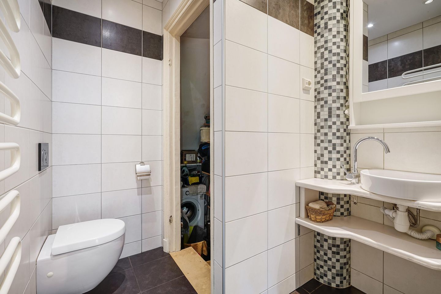 Photo 25 of Van Kinsbergenstraat 59
