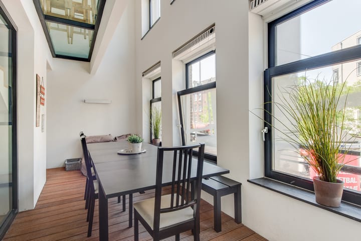 Studio te koop: Van Noordtstraat 9L, Amsterdam